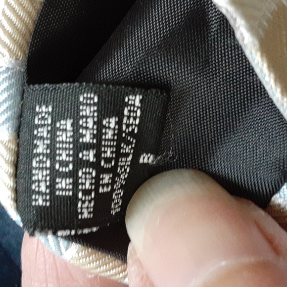 SOLD!!!  Two 100% silk men's neck tie from Geoffrey Beene - Picture 4 of 15